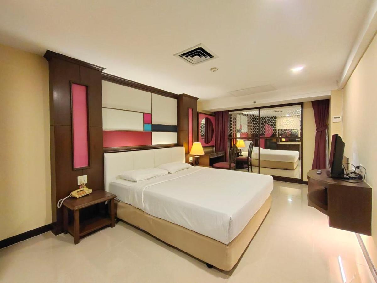Ebina House - Sha Extra Plus Bangkok Buitenkant foto
