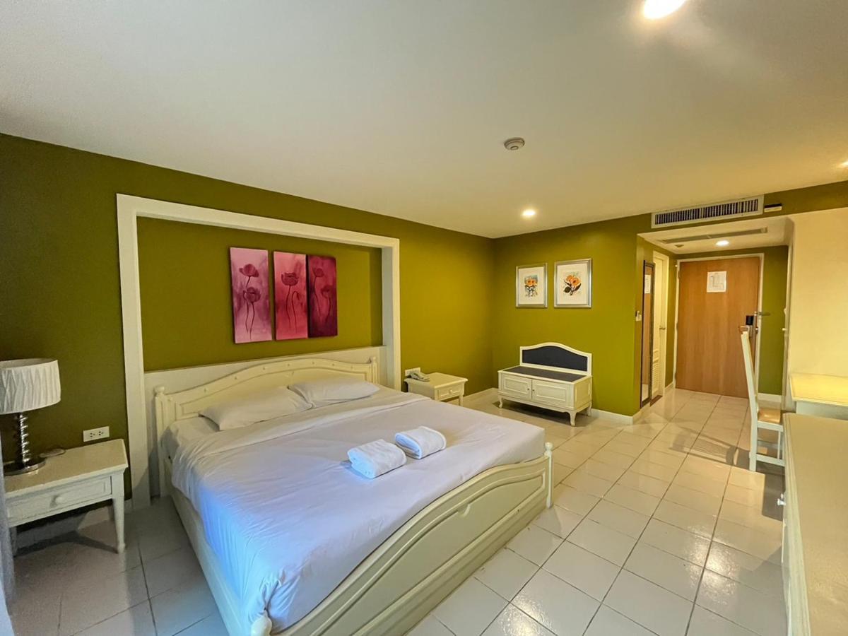 Ebina House - Sha Extra Plus Bangkok Buitenkant foto