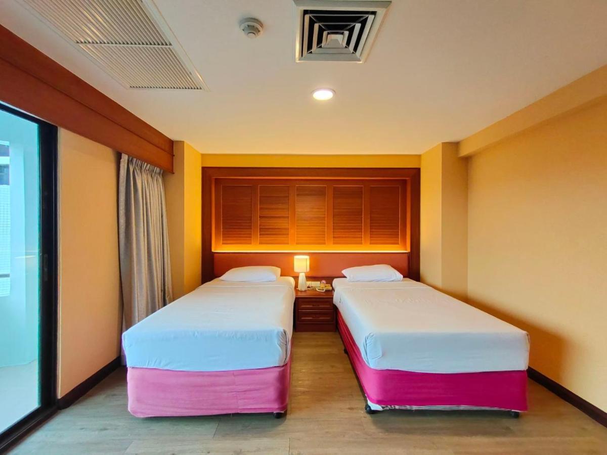 Ebina House - Sha Extra Plus Bangkok Buitenkant foto