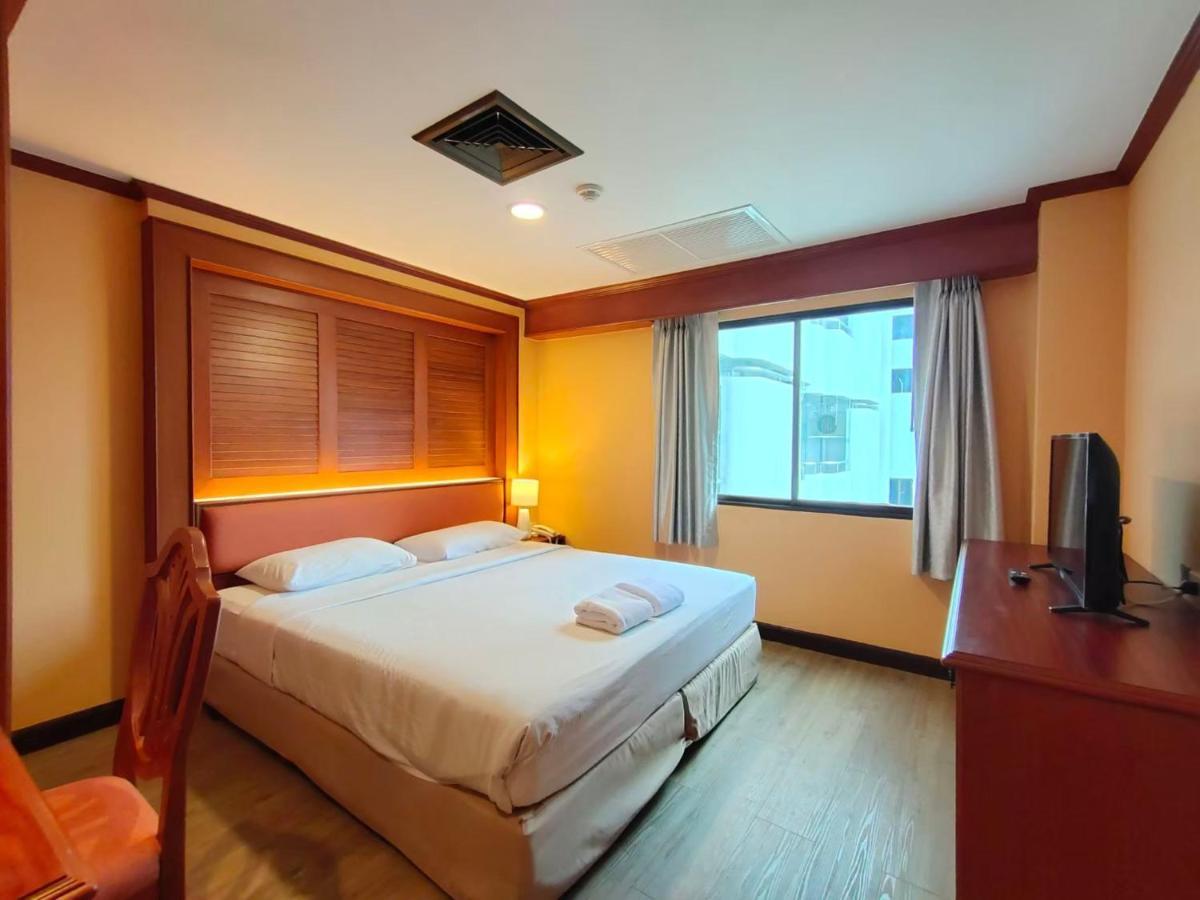 Ebina House - Sha Extra Plus Bangkok Buitenkant foto