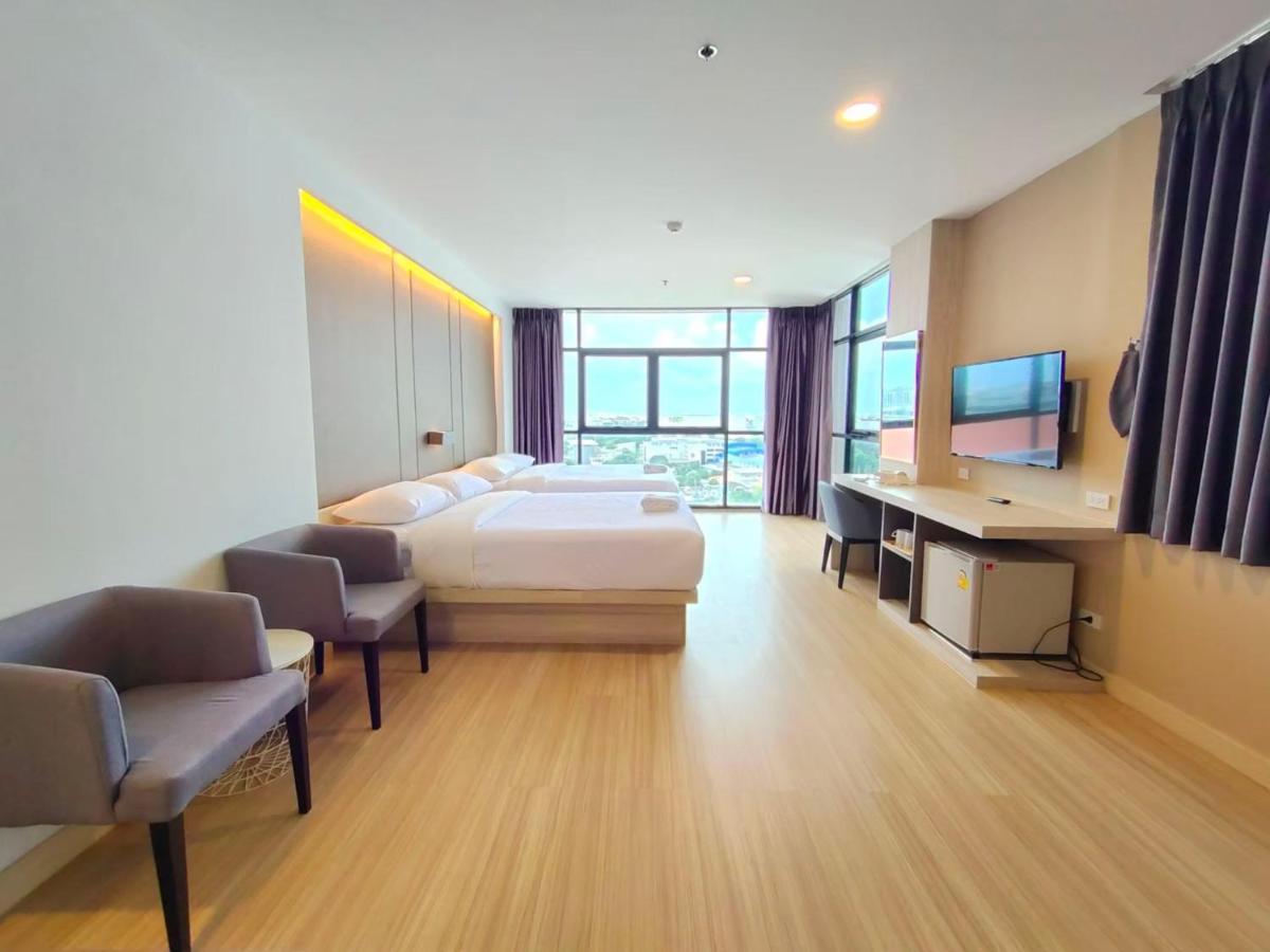 Ebina House - Sha Extra Plus Bangkok Buitenkant foto
