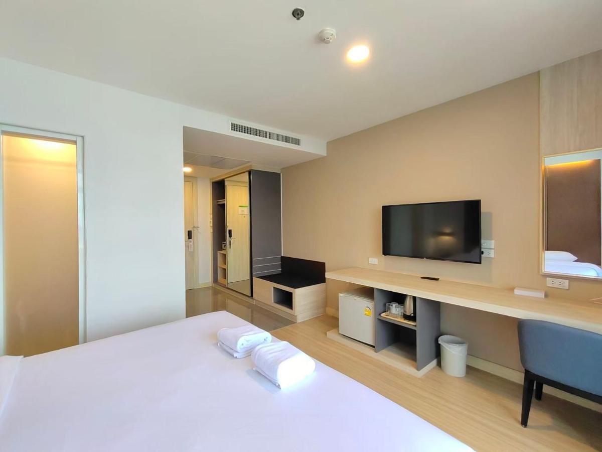 Ebina House - Sha Extra Plus Bangkok Buitenkant foto