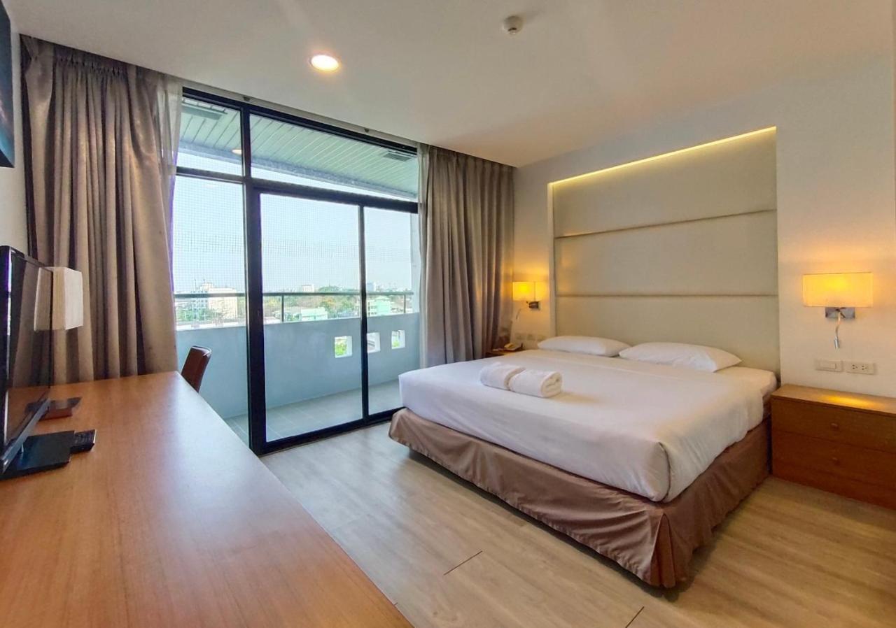 Ebina House - Sha Extra Plus Bangkok Buitenkant foto