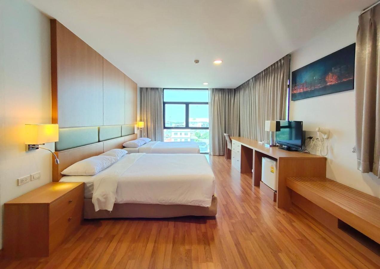 Ebina House - Sha Extra Plus Bangkok Buitenkant foto